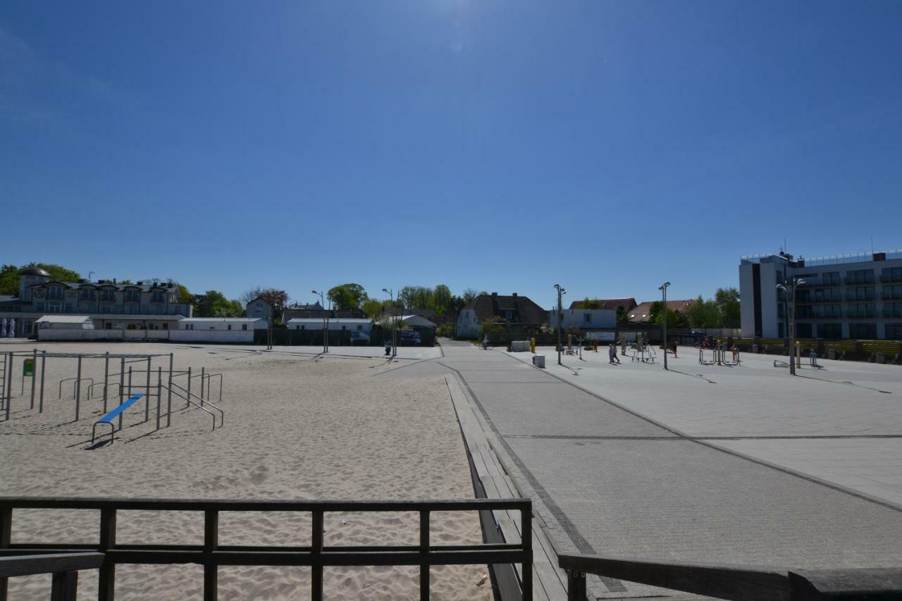 Darlowko Apartament Morski Exteriör bild