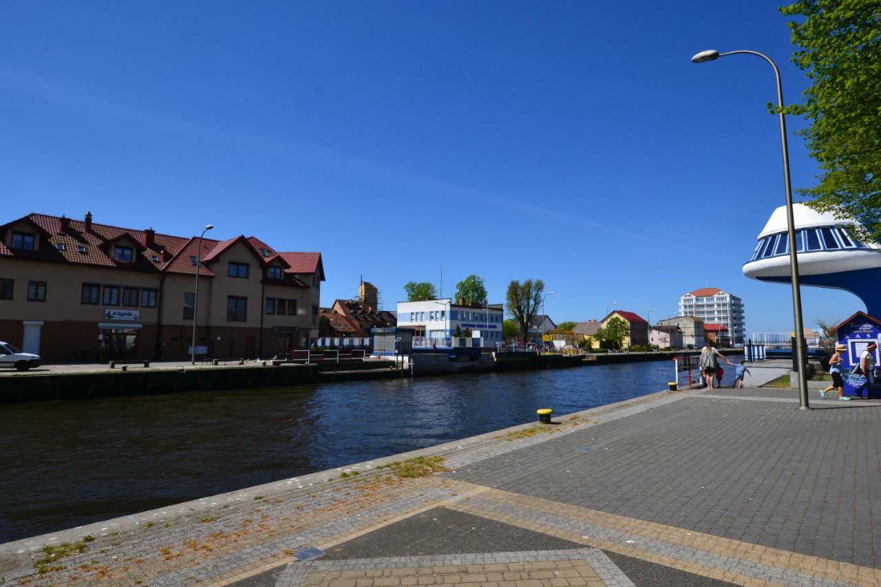 Darlowko Apartament Morski Exteriör bild