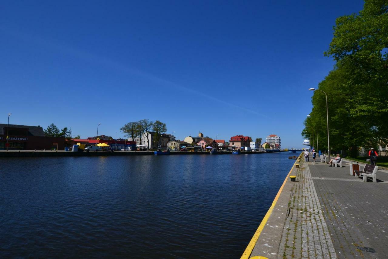 Darlowko Apartament Morski Exteriör bild